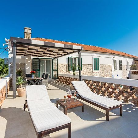 Apartments Fontana Zadar Ngoại thất bức ảnh