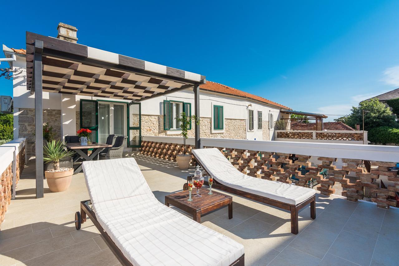 Apartments Fontana Zadar Ngoại thất bức ảnh