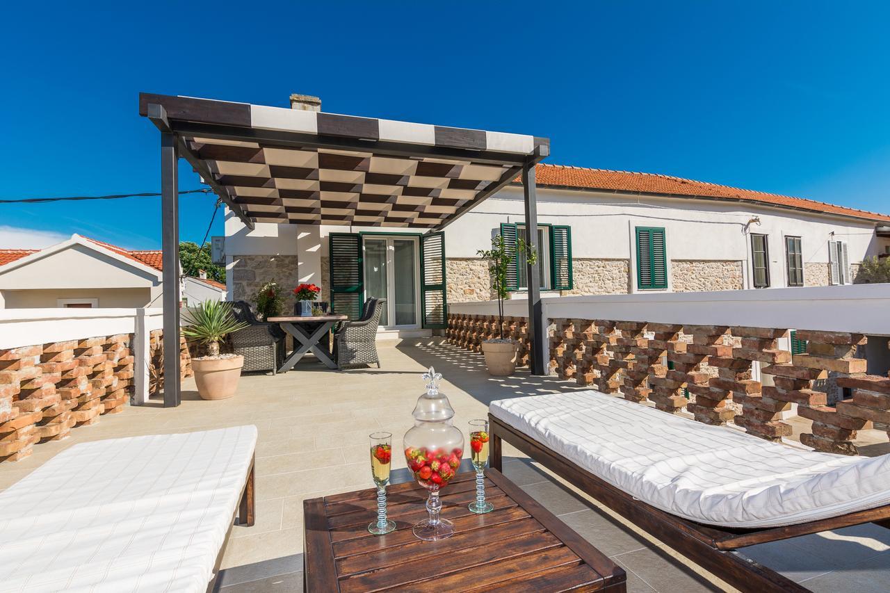 Apartments Fontana Zadar Ngoại thất bức ảnh